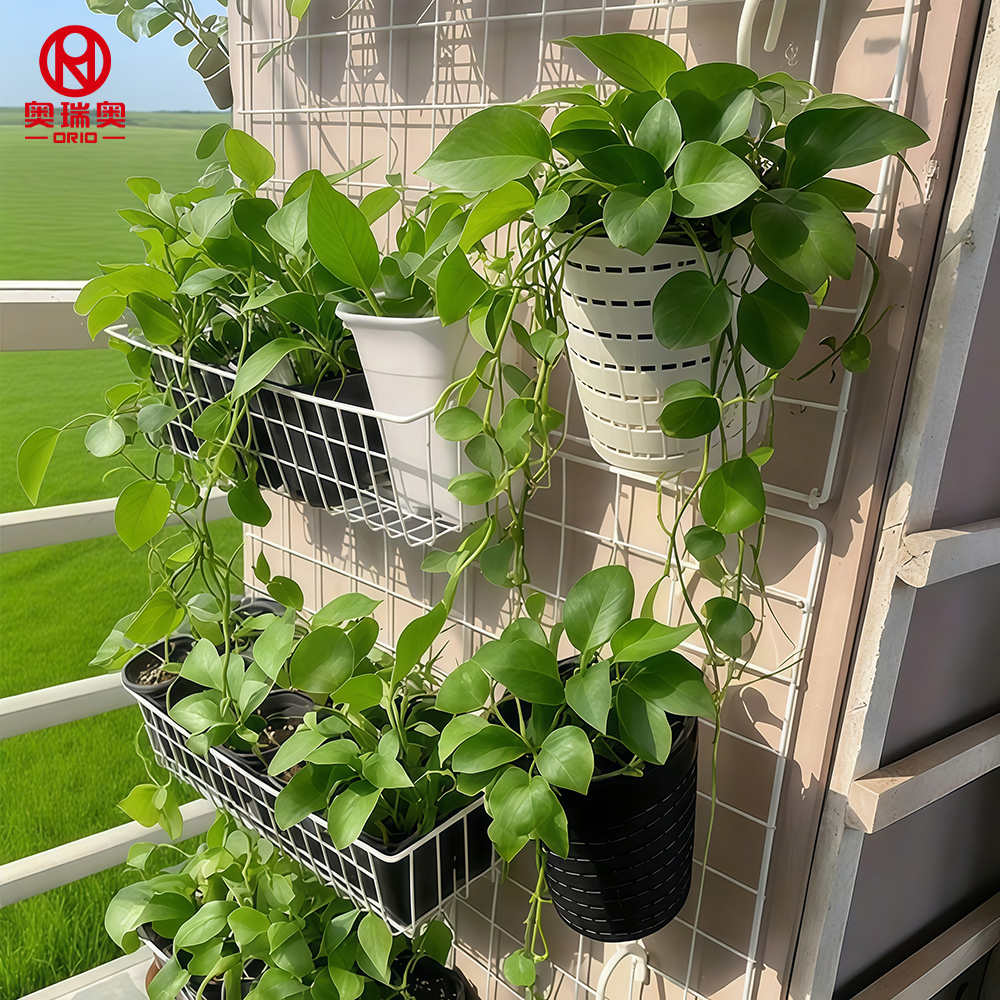 wire grid display racks.jpg